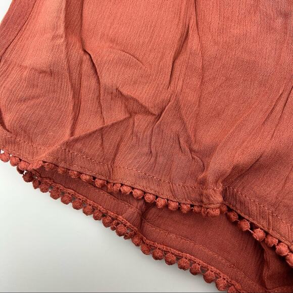 Be Bop Juniors' Clay Pom Pom Hem Elastic Waist Shorts - Size XS - NWT - Picture 3 of 5